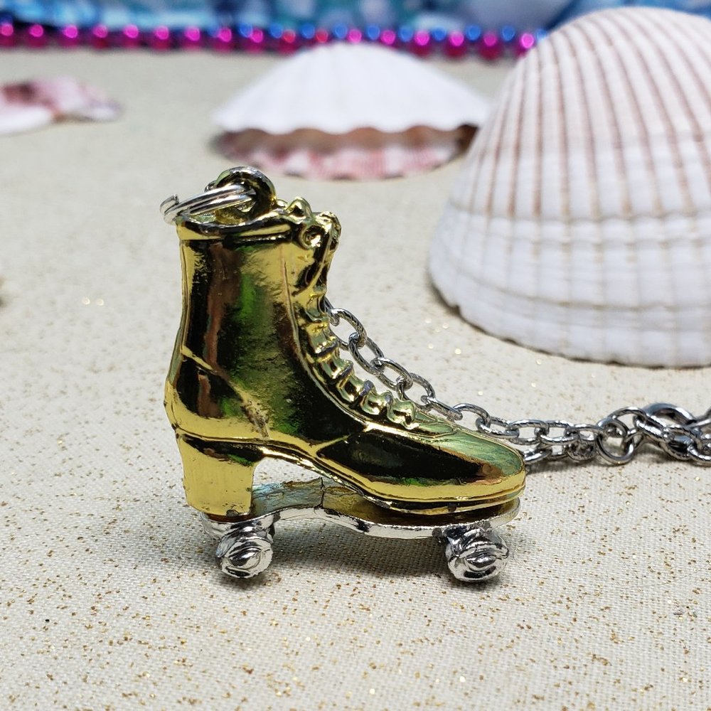 Vintage Retro Roller Skate Necklace (Light Green)